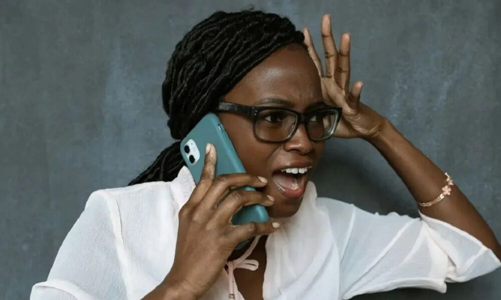 Call from 1-302-829-8572