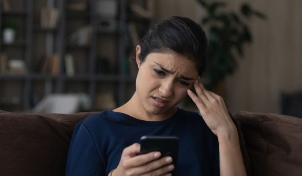 Call from 1-302-829-8572