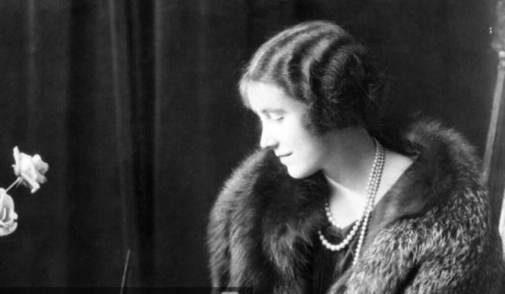 Elizabeth Bowes Gregory